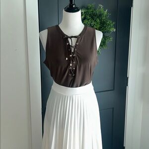 Never worn White House black market M Brown Lace-Up Sleeveless Top